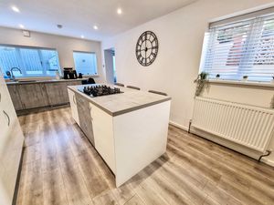 Photo 9- click for photo gallery